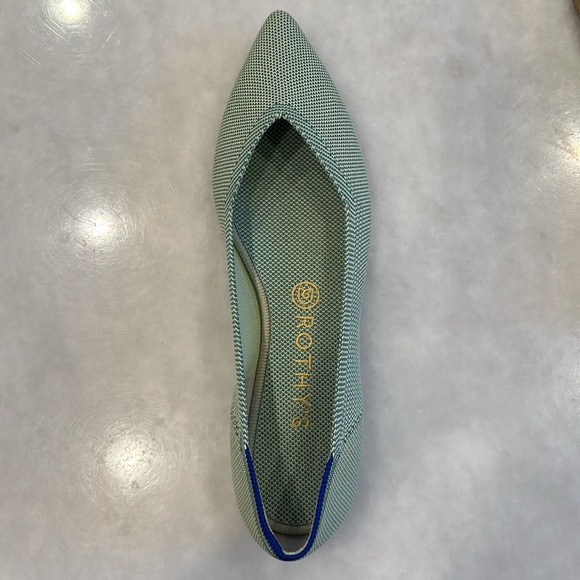 Brand New Mint Rothys Points - Picture 4 of 6